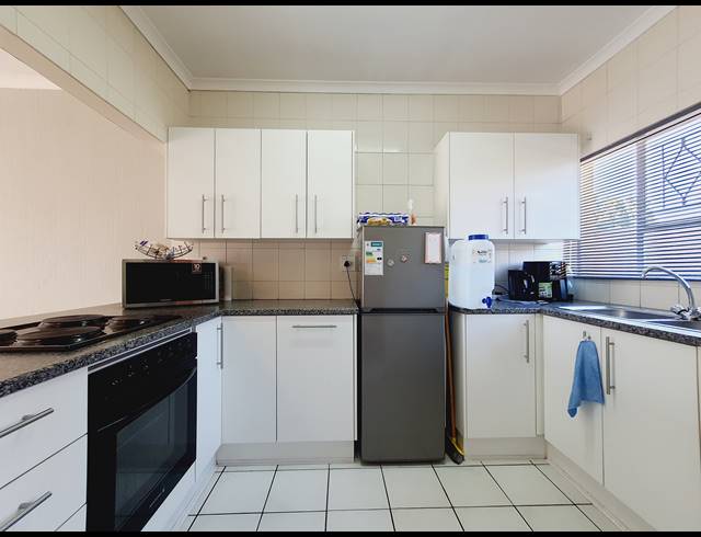 2 BEDROOM APARTMENT FOR SALE IN VORNA VALLEY